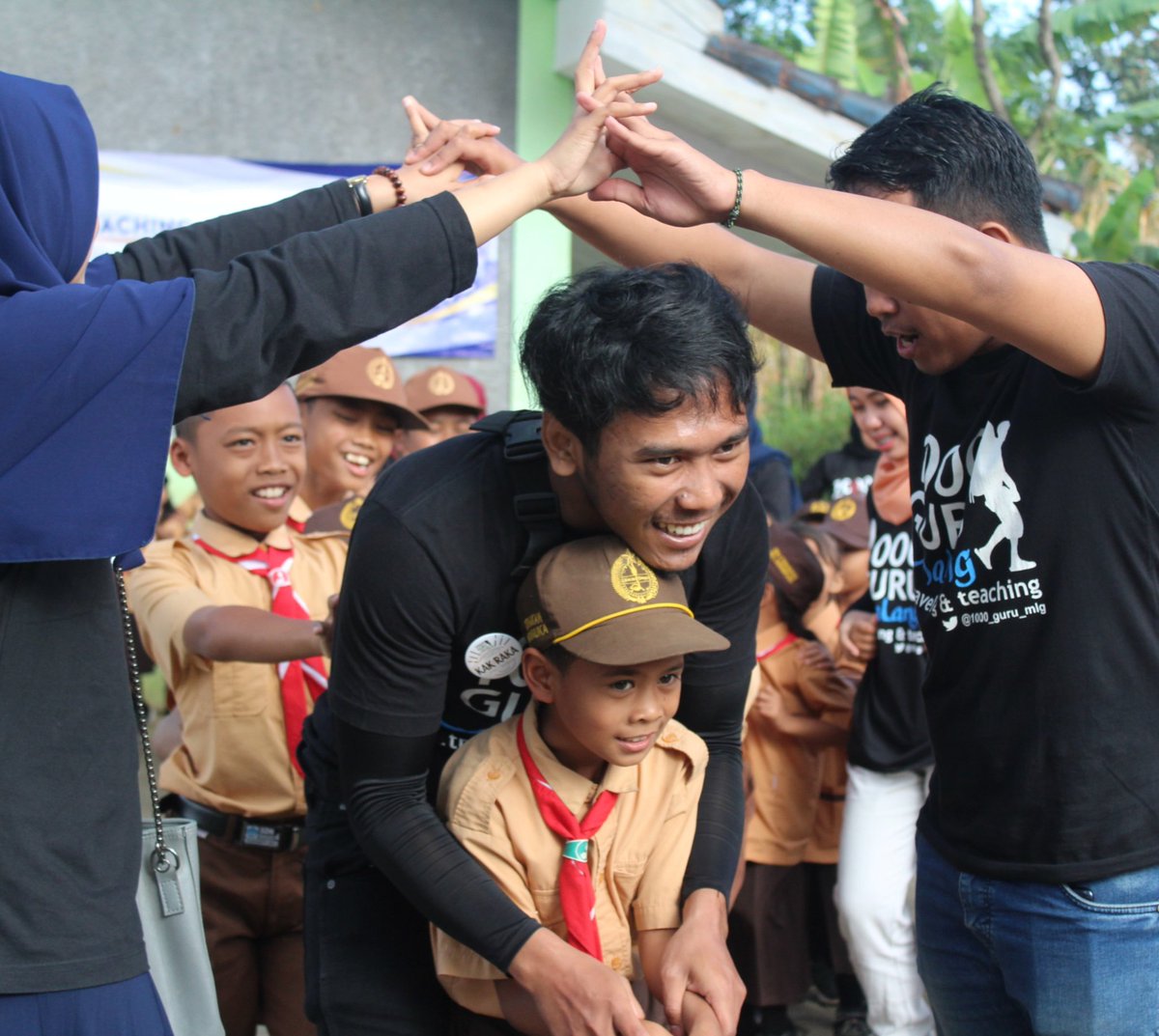 PhraPhom___'s tweet image. #MencariJodohDiTwitter anak orang aja saya sayang apalagi anak kita nanti #apasih 😂