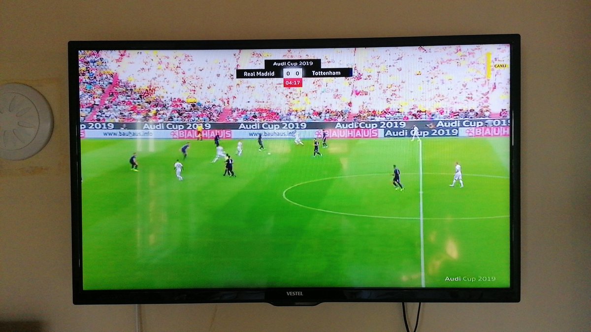Fenerbahcem6842's tweet photo. @FurkanKrl681995 #AudiCup2019
Tottenham - Real Madrid
İçtimai TV Azerbaycan 🇦🇿 #Şifresiz yayınlanıyor
#Azerspace'de Frekansı
11175 H 27500
21:30 da İctimai TV
Bayern Münih - Fenerbahçe maçını
#allianzarena dan Şifresiz canlı yayınlayacak https://t.co/KIClGH7V2S