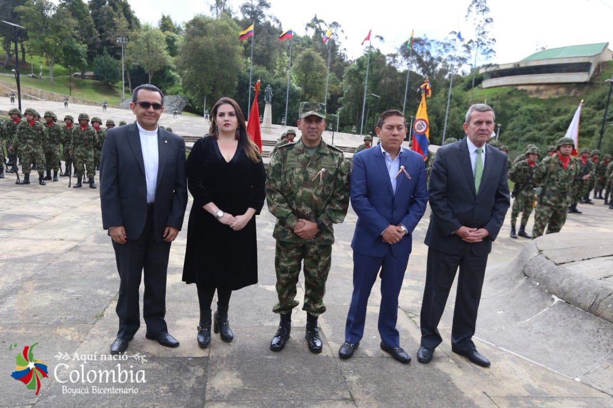 En Boyacá #LaEducaciónEsElCamino. 

Nos honra que nuestra tierra sea el espacio del 13 Concurso Nacional Arcadia. 

A todos los estudiantes participantes les dejo un mensaje: Lo importante es descubrir nuevos mundos a través del conocimiento. Esa es la mayor ganancia.