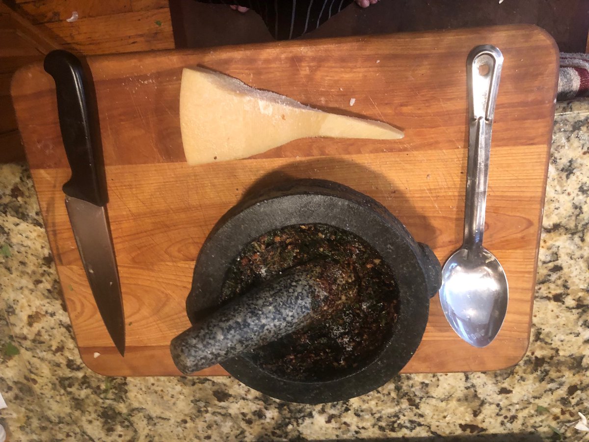 Dohaul's tweet photo. Pesto. Old style.#cook#chef#Food#Summer#Menu https://t.co/4QIKn9M2qv