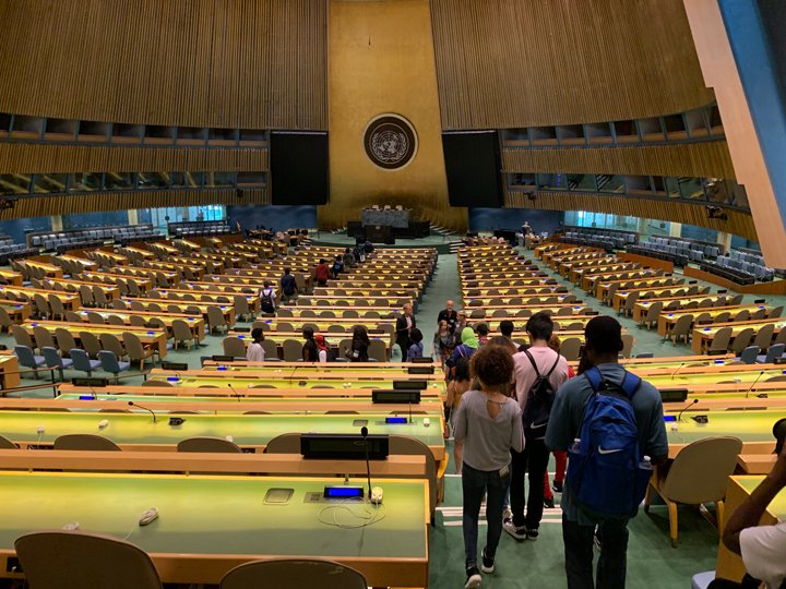 NurelysF's tweet photo. This is the General Assembly Hall! In this room international laws are made and global issues are always being addressed. #learning #UnitedNations https://t.co/pRIsTvXEij