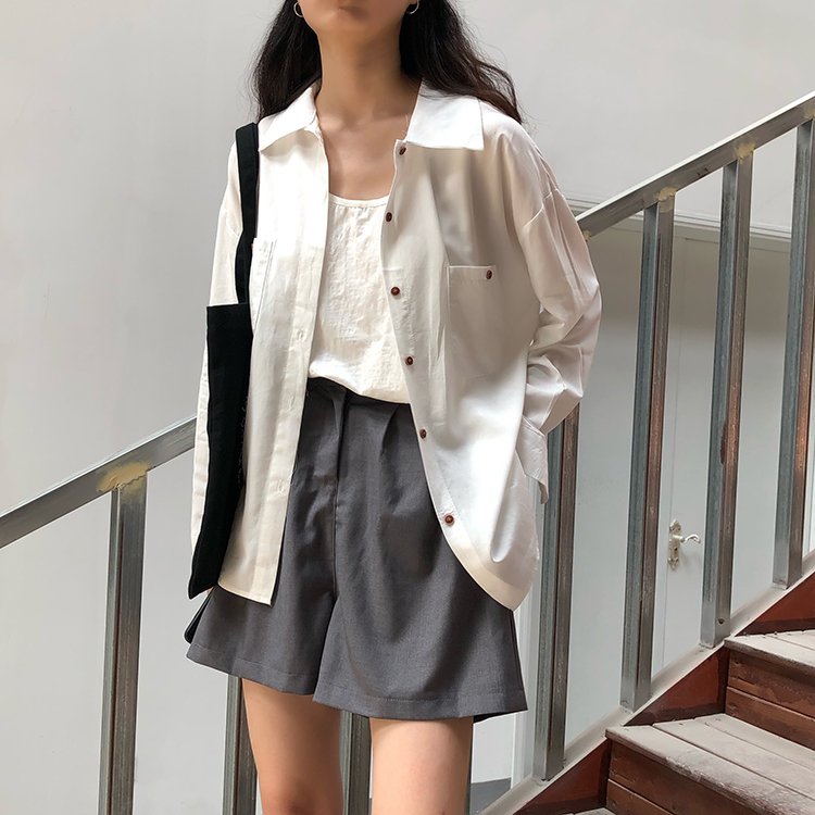 sthgood_studio's tweet photo. [PRE-ORDER 15-20 days] 
T1402R - 390฿

Size - ไหล่53,รอบอก114,แขนยาว52,เสื้อยาว68cm
Color - white,navy

#พรีออเดอร์ #พรีออเดอร์เกาหลี #เสื้อผ้าสไตล์เกาหลี https://t.co/vEeUaAwJXV