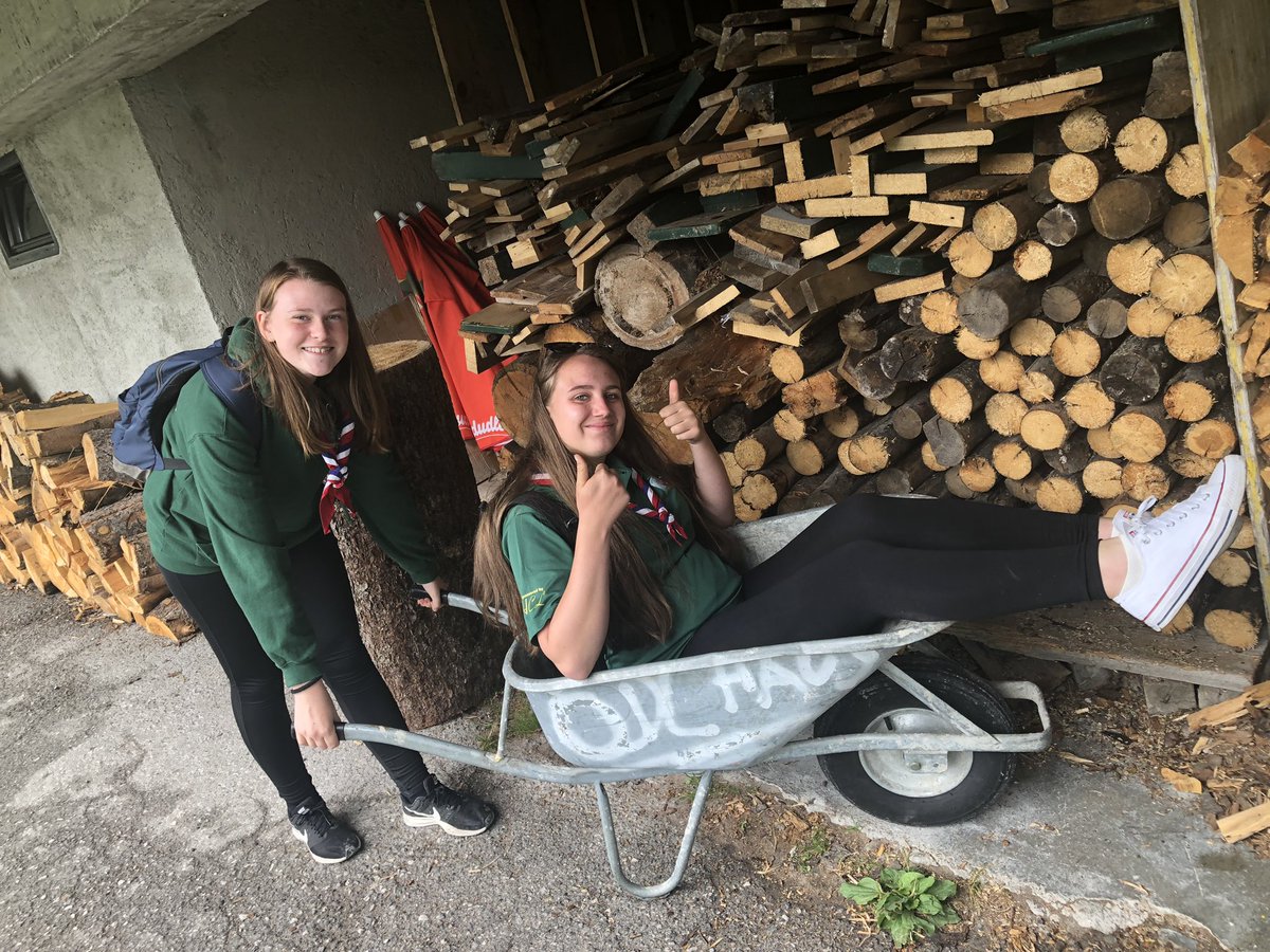 FTSTSSSaints's tweet photo. #plottwist2 so far we have travelled by car, coach, plane, minibus, several trains, lift, cable car, wheelbarrow and umbrella!!! Of course our feet as well #walkedmiles #marypoppins #ftst19
#fairytalesscarytales #fairytalesandscarytales @GGMidsFTST @NhantsGuiding https://t.co/wADaaSeeOQ