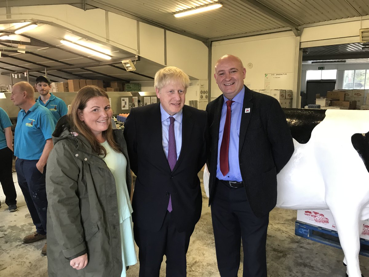 The Prime Minister, <a href="/BorisJohnson/">Boris Johnson</a> <a href="/10DowningStreet/">UK Prime Minister</a> , has visited the farm of NFU Cymru Poultry Chair, Victoria Shervington-Jones, to outline his ambition for farming and food production.

Read the full story 👉 nfu-cymru.org.uk/news/latest-ne…
