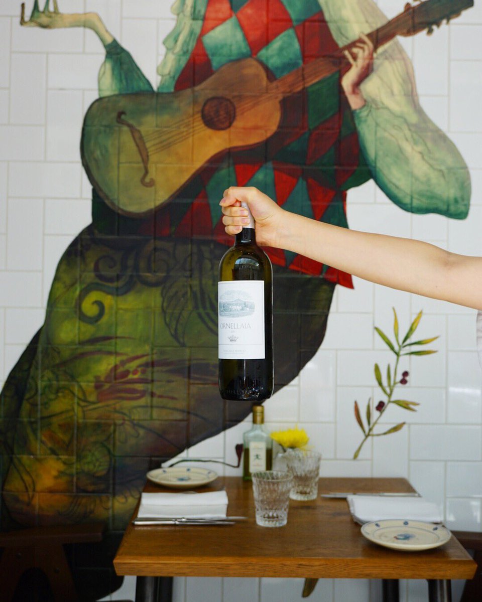 It’s always a good day for wine. 🍷 #wineday #frescobaldilondon 
#frescobaldi #frescobaldivini #winedynasty #redwine #whitewine #londonrestaurants