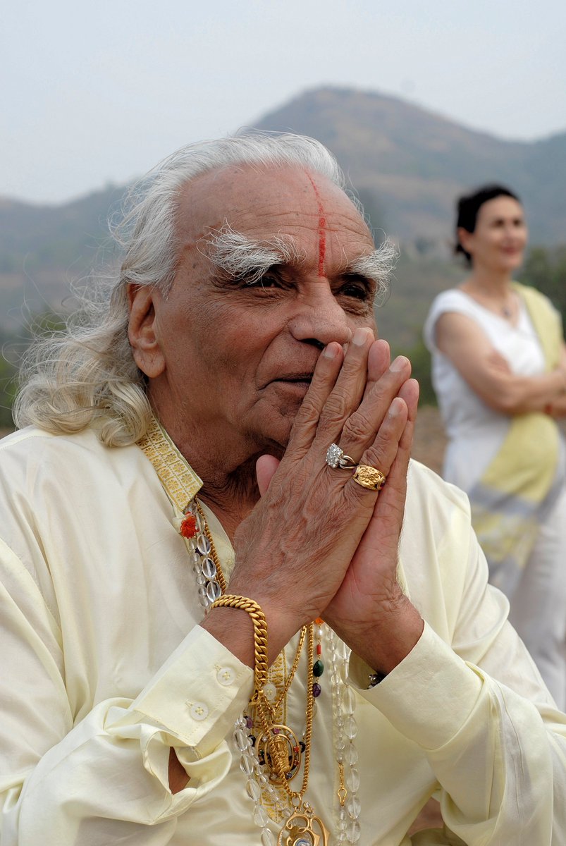 If you donated to our #Indiegogo or #Fundraise.com campaign at a level that entitles you to a copy of Iyengar and you have not as yet received your download link, please contact iyengarmovie@gmail.com. We'll sort you out!

#iyengarmovie #sadhakamovie #donorfulfillment