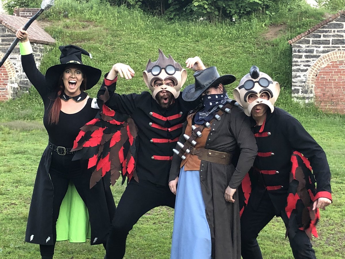 SBTSHalifax's tweet photo. We are giving away two sweet seats! Give us some love and retweet this post to be entered in a draw! Only one more month to join us at Shakespeare by The Sea! View the full schedule here: https://t.co/cRC4FbFRhi https://t.co/6NQJMNM9YQ