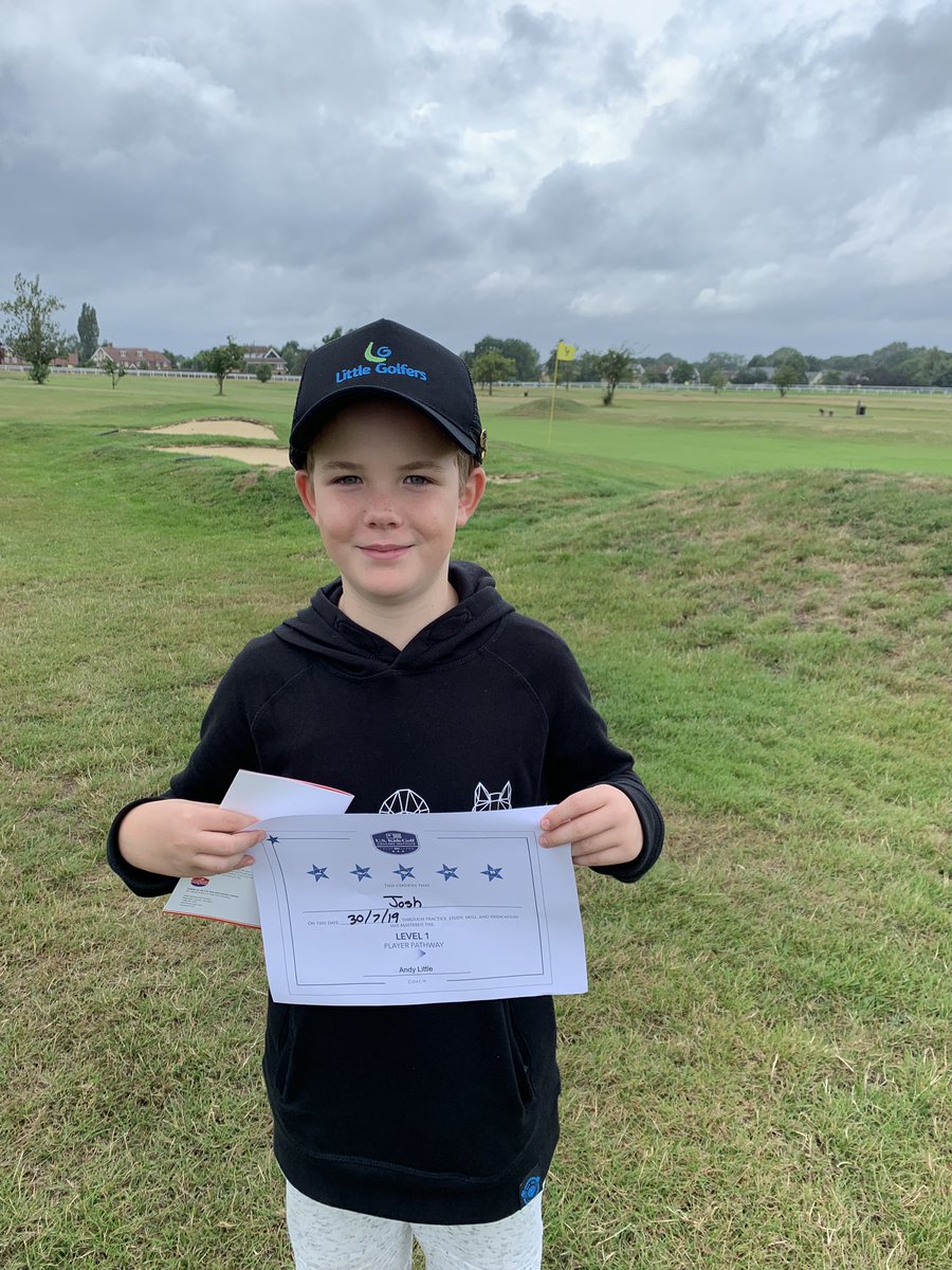 LittleGolfers's tweet photo. A couple of our experienced Little Golfers smashing the level 1 @uskidsgolf coaching programme. #bringonlevel2 https://t.co/hJ0OACI6SH