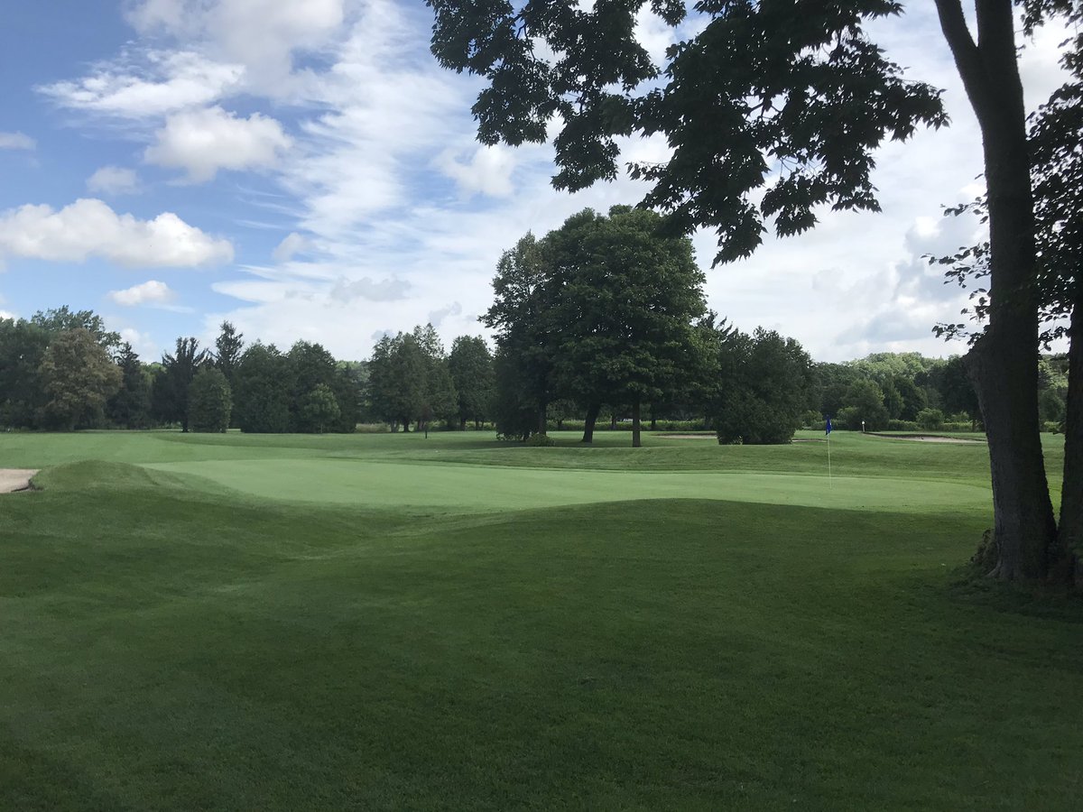 On The Tee Magazine tweet media