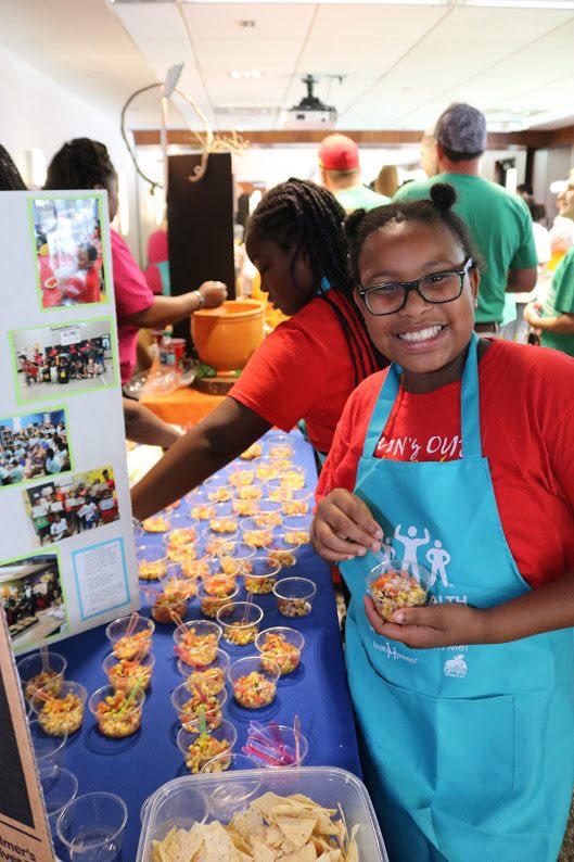 CommJacobs's tweet photo. @DECALNutrition and @BGCMA_Clubs gathered for the 12th Annual #SalsaSalsa Celebration this month in support of their healthy lifestyles initiative. We’re teaching good nutrition and empowering kids in the kitchen! Some very creative ideas. https://t.co/z6Dmxw8ijn