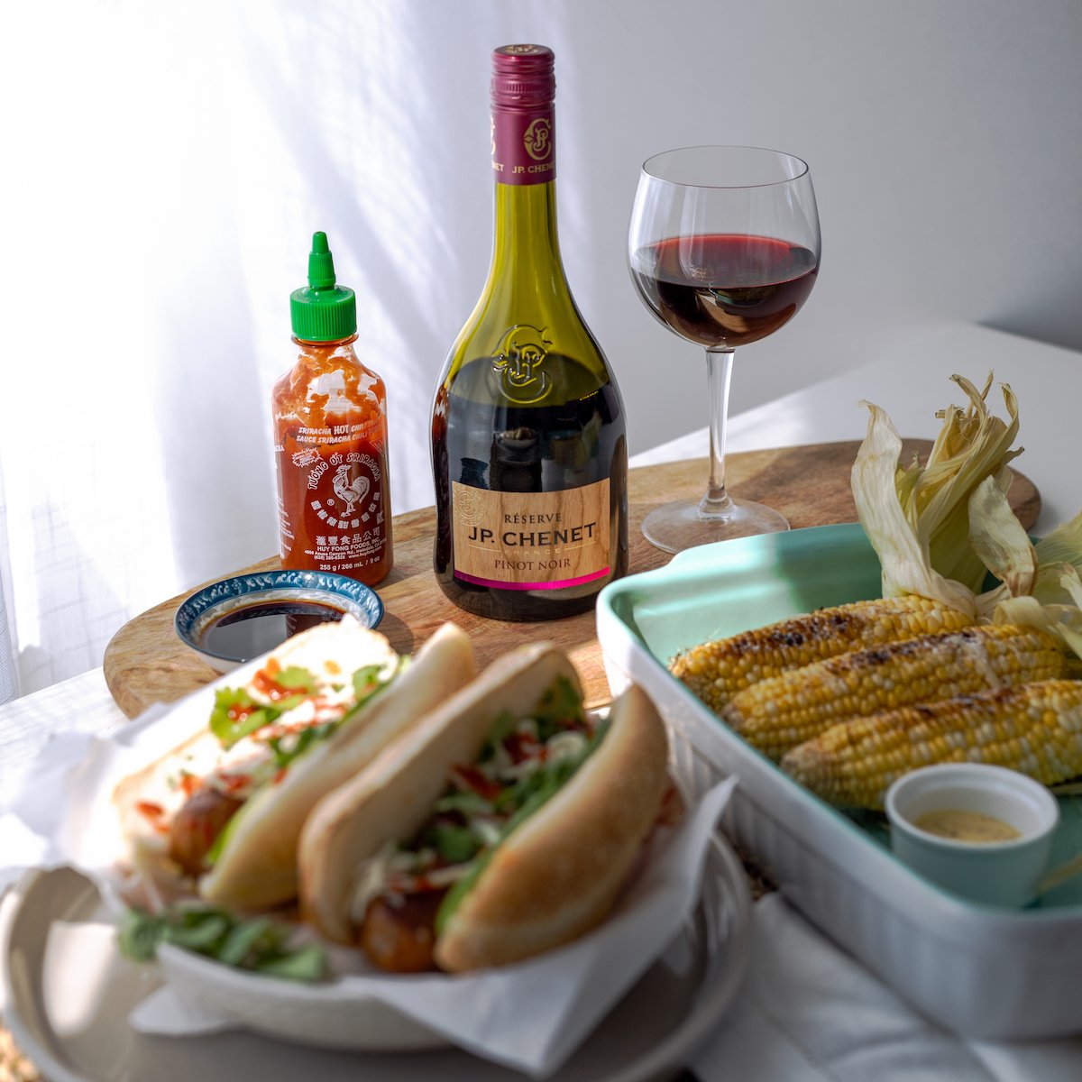 Barbecue season is in full swing! ♨️🌭 Enhance your steaming meal with the spicy flavours and plump tannins of our Pinot Noir. 🍷Bon appetit! #ShareThePleasure