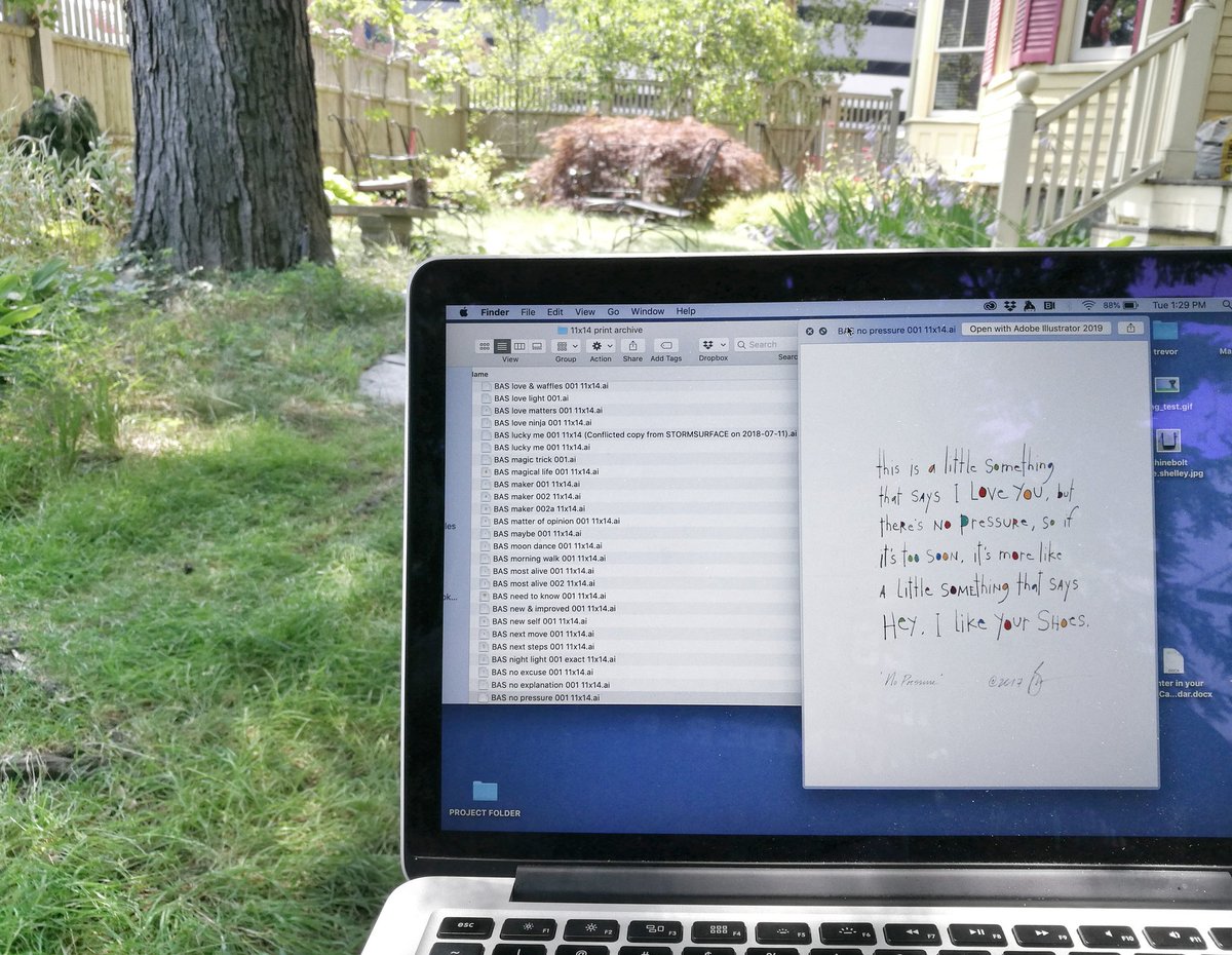 jesch30's tweet photo. Today's work day consists of sitting outside and reading @brianandreas stories. This does not suck. #flyingedna #riseandshinebolt #shinebolting 💥⚡ https://t.co/xp1XldslyF