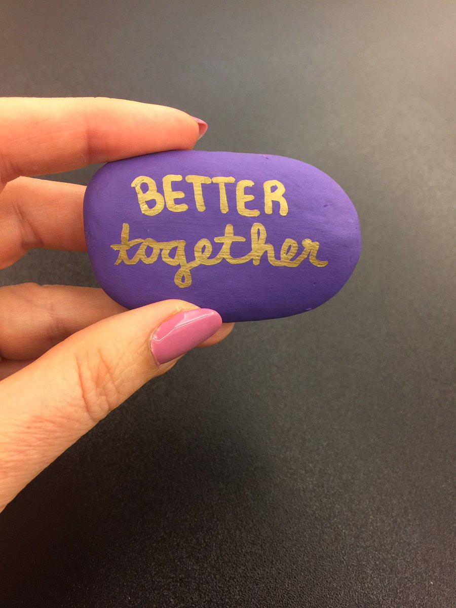 Great idea to give these out @DragonMasterFdn Will put on my desk to remind everyone to share and work together! #CCDIRocks #Data4ChildhoodCancer
