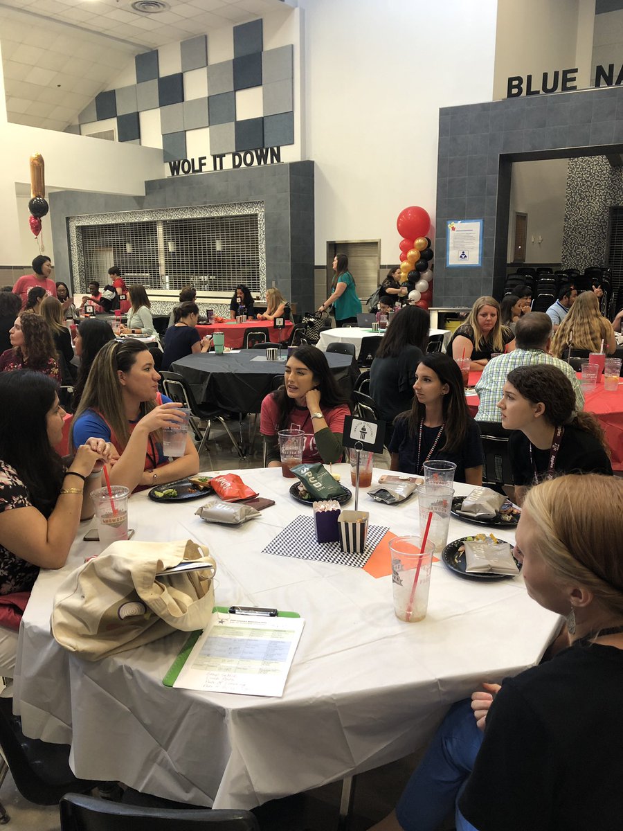 thejoanderson's tweet photo. Lunch break! #PlanoISDProud @PISDLearns https://t.co/FCANPp5i7b