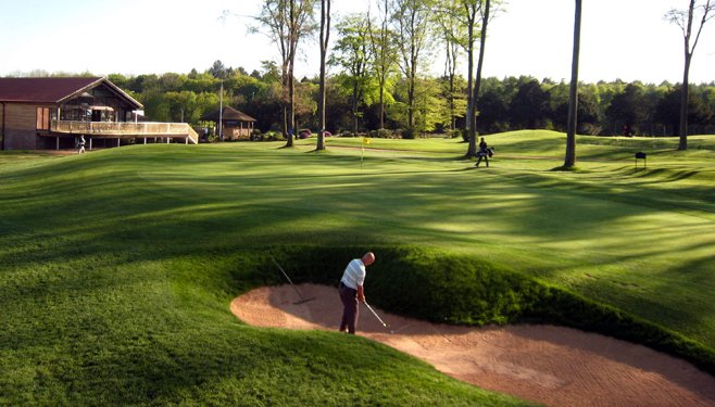 You’ve seen it with train tickets, hotel rooms, flights, &amp; even bowling alleys, but now flexible green fee pricing has made it to QHotels Golf. Sometimes booking ahead will work in your favour, other times you may find a great offer at the last minute ➡️ qhotels.co.uk/golf