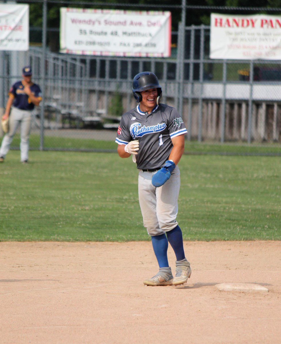 HamptonsLeague's tweet photo. The HCBL would like to congratulate the 2019 winner of the Bob Furlong Award.

Tony Zambito of the @SH_Breakers.

Tony has been a tireless volunteer for all of the clinics for the Breakers this season and marched in the Fourth of July Parade in Southampton.

@SCSU_BASEBALL https://t.co/3Vr9hTinLQ
