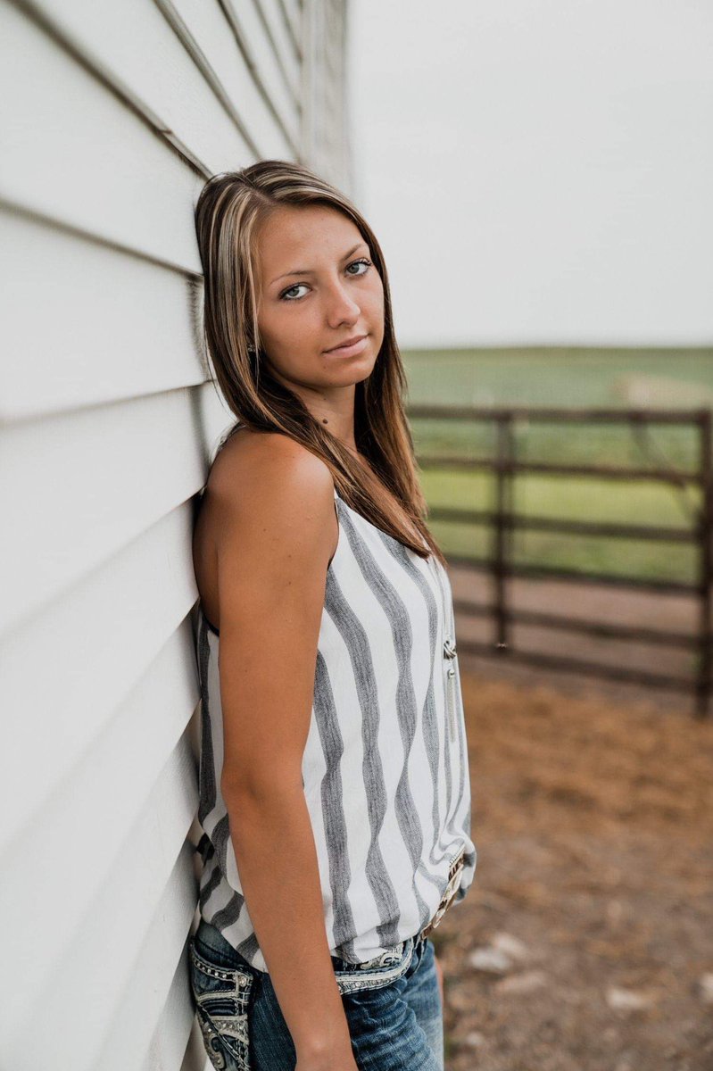 deedeemillerph1's tweet photo. Elizabeth Thiesen!  Seniors at IFAHS https://t.co/ywaYFTEKjm