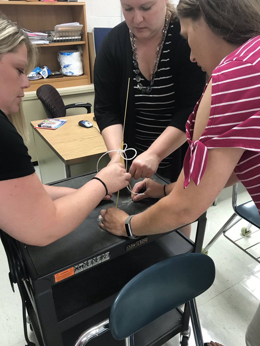 megan__burnette's tweet image. Team building with KCS STEM teachers! #towerchallenge #kcsscience2020
