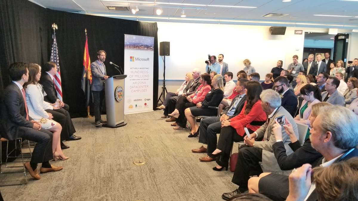 JeffWeninger's tweet image. RT @azcommerce: We&apos;re proud to join Gov @DougDucey, @BrianJanous, and Mayors @MayorGLord @AlexisArianaH for an exciting expansion &amp;amp; jobs announcement for the West Valley from a leading global tech company! #azawesome #econdev #azmeansbiz @Microsoft