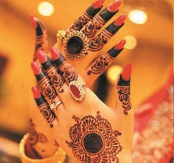 InventKaro's tweet photo. Mehndi has a special rule of marriage, Mehndi raises the glory of the bride
#wedding #bride #event #eventmanagement #eventplanner #weddingplanner https://t.co/R9ksec7bPq
