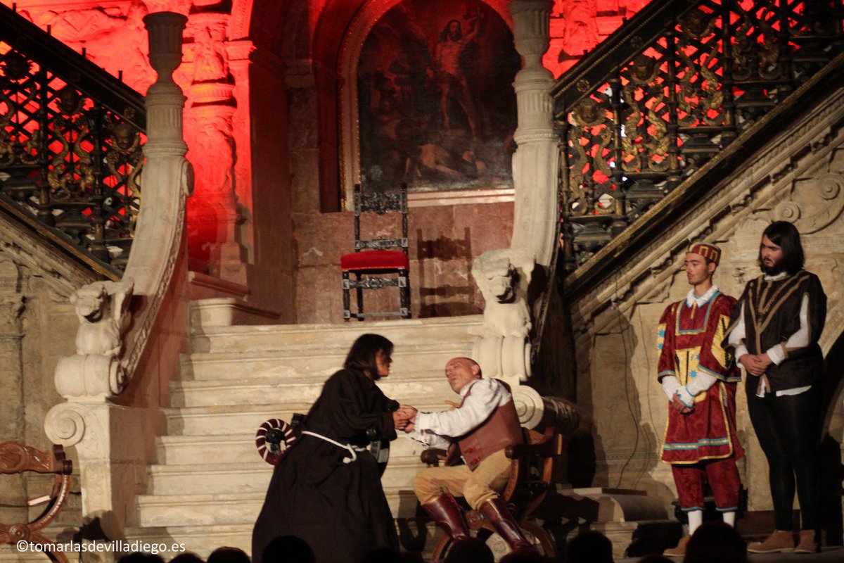 (Arco de Oposiciones) Ra tweet media