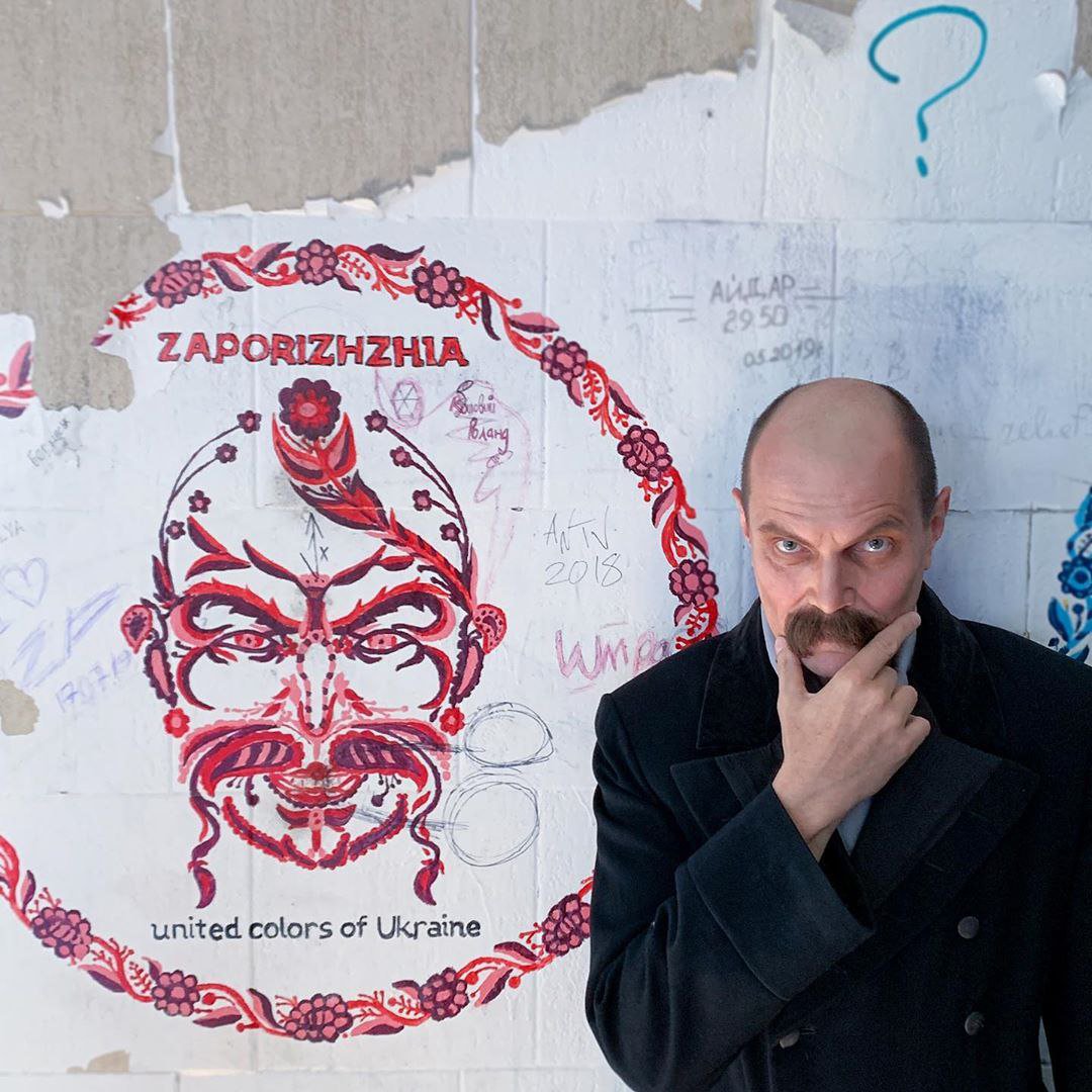 Minchenkozp's tweet image. Тільки дізнався інформацію, що Тарас Григорович завів інстаграм і питає в запоріжців, як вони могли голосувати за кума царя? 😂

Я не жартую) серйозно Шевченко))

instagram.com/shev_che?igshi…