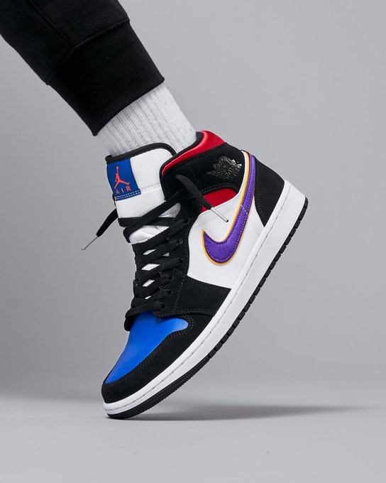 air jordan 1 mid rivals