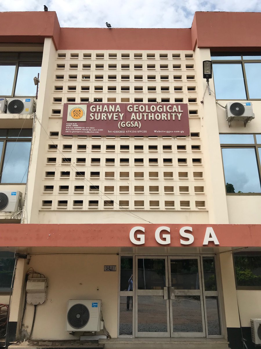 AndrewBGS's tweet image. Great day talking with colleagues at Ghana Geological Survey Authority in Accra about future collaboration #partnerships4development ⁦@DFID_UK⁩ ⁦@BritGeoSurvey⁩