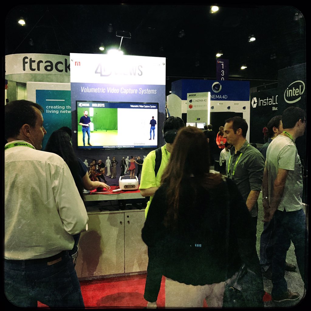 dgrpro's tweet image. #SIGGRAPH2019 #Day01 @4dviews présente #Holosys système vidéogrammétrique pour captation vidéo volumétrique. Société membre de @Minalogic soutenue par la Région @auvergnerhalpes #4D #Photogrammétrie #3D #VR