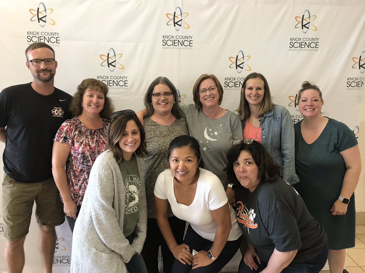 cate_danielle's tweet image. Spending the day with my science peeps! #kcsscience2020