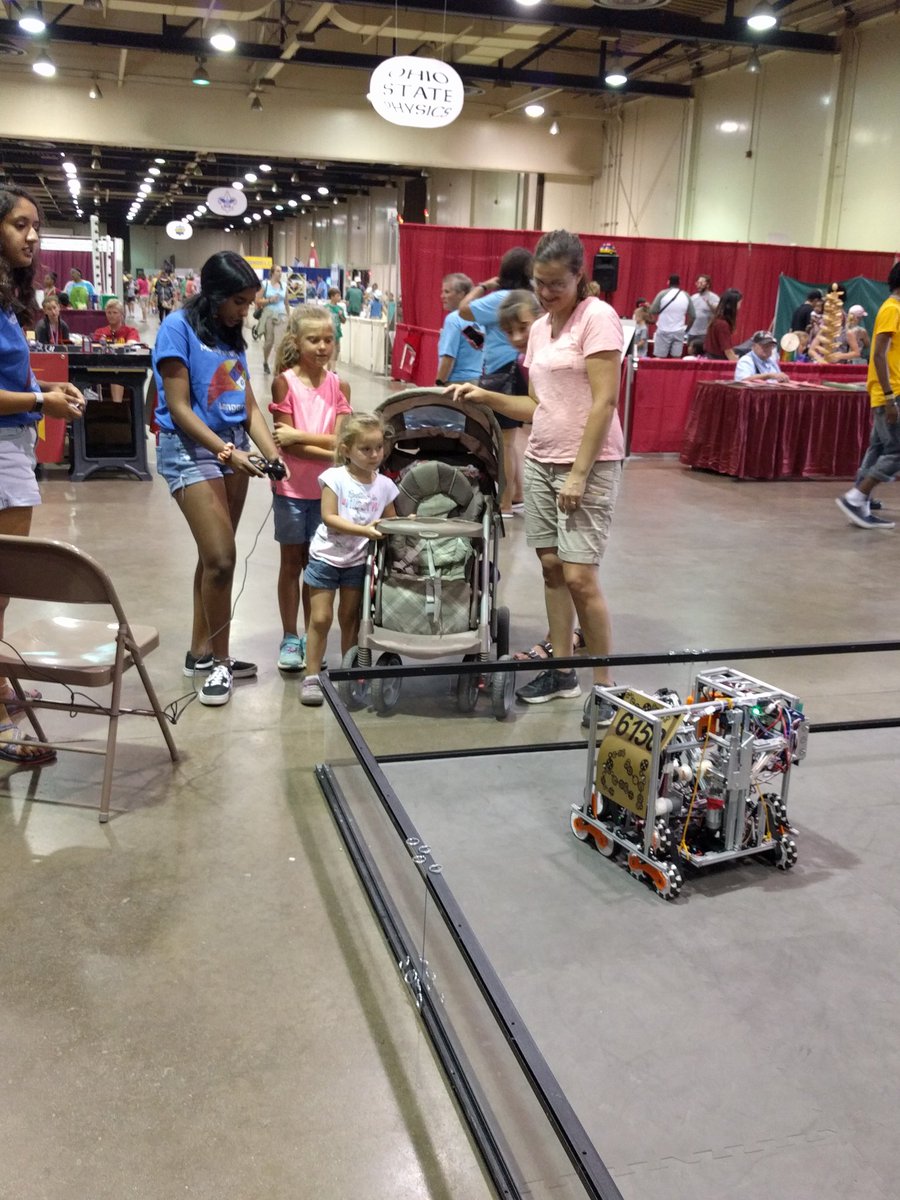 Also check out Festus #OhioStateFair @OhioFTC <a href="/FTCTeams/">FIRST Tech Challenge</a> #omgsomanyrobots