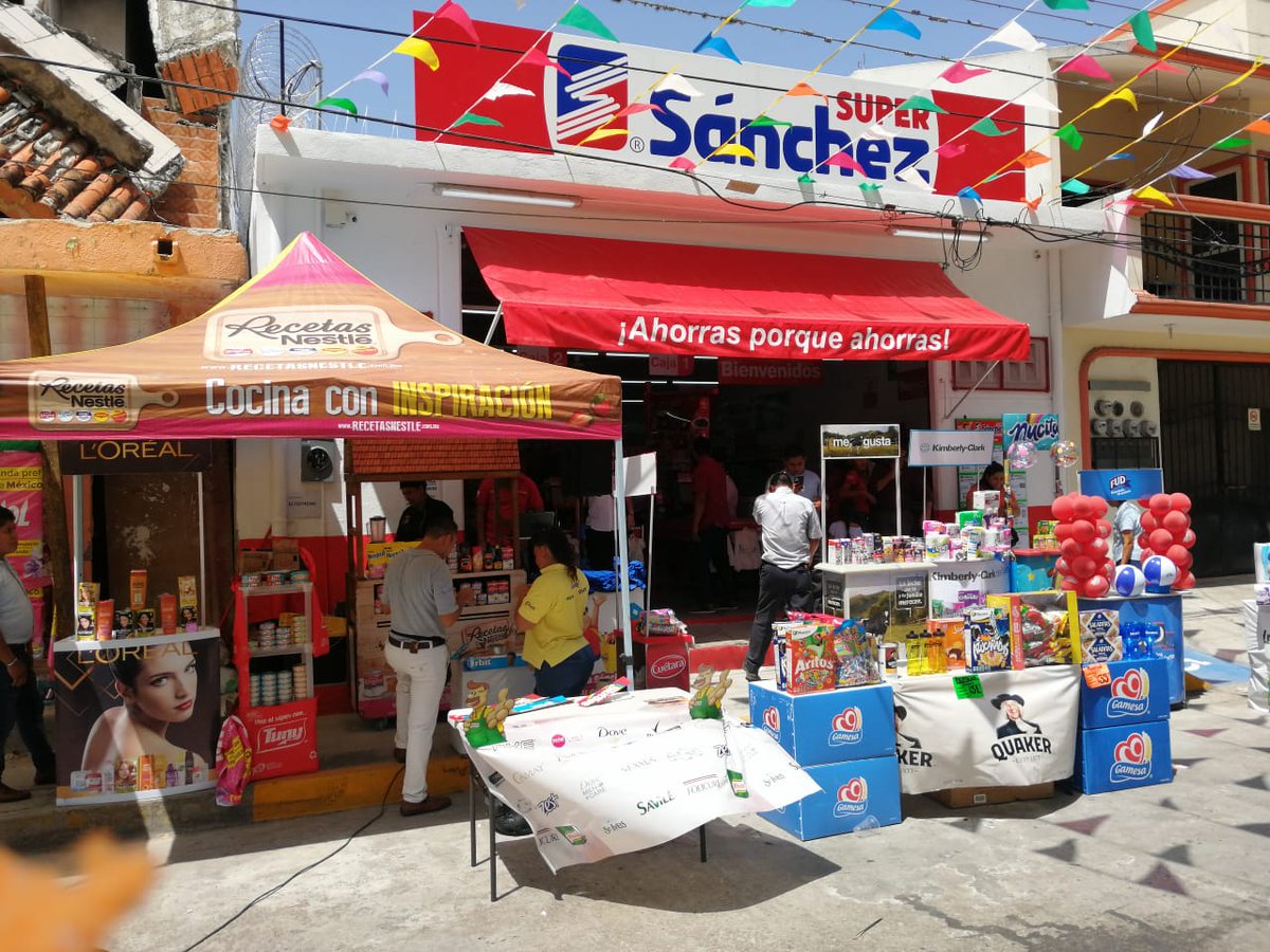 chocolateavecao's tweet photo. Hoy estamos participando en la inauguración de la Sanchez Gaviotas Norte 3 🎉😀 Llevando sabor y calidad hasta sus hogares, no te pierdas el delicioso sabor de la #Cocoache el #Avecao la avena a la Canela #Pelicano el polvillo #Pinolcho y el pinole #Reforma 😍 @EsenciaTabasco https://t.co/9VOOoa6bac