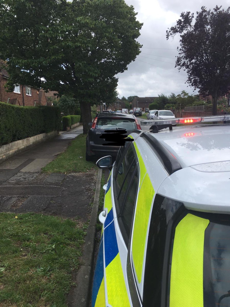 PC’s Dan and Mike from #swanley #DTT have taken this car off the road. The learner driver with NO L plates, incorrect supervision and no insurance has been reported to court. #noinsurancemeansnocar  #sevenoaksdistrict CT