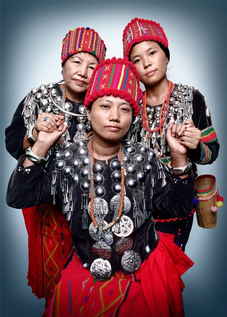 Today is the @UN #InternationalDayOfFriendship and #WorldDayAgainstTraffickingInPersons. These are members of Kachin Women's Association Thailand of Chiang Mai who speak out against violence in Burma resulting in displacement, trafficking, & migration of indigenous Kachin women.