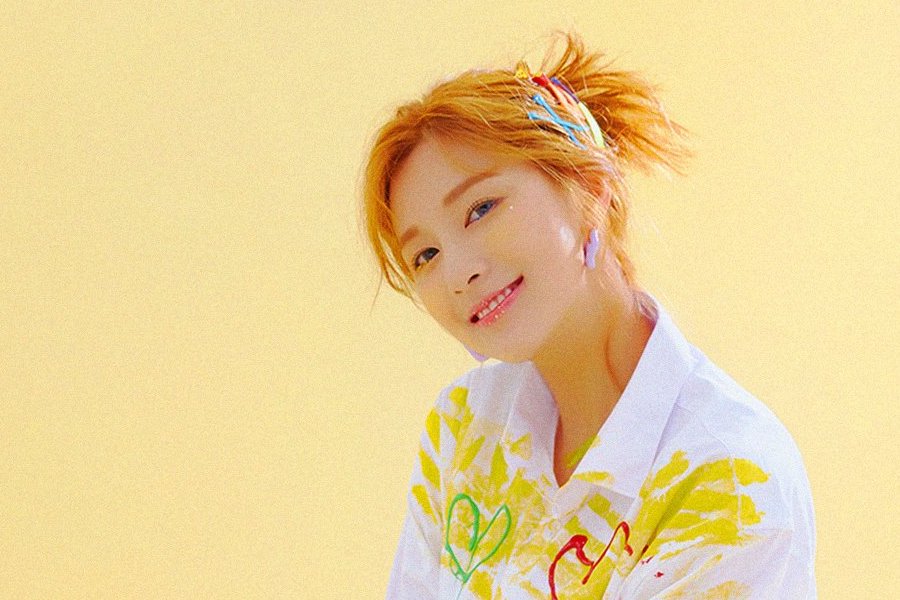 Imagini pentru apink hayoung debut solo