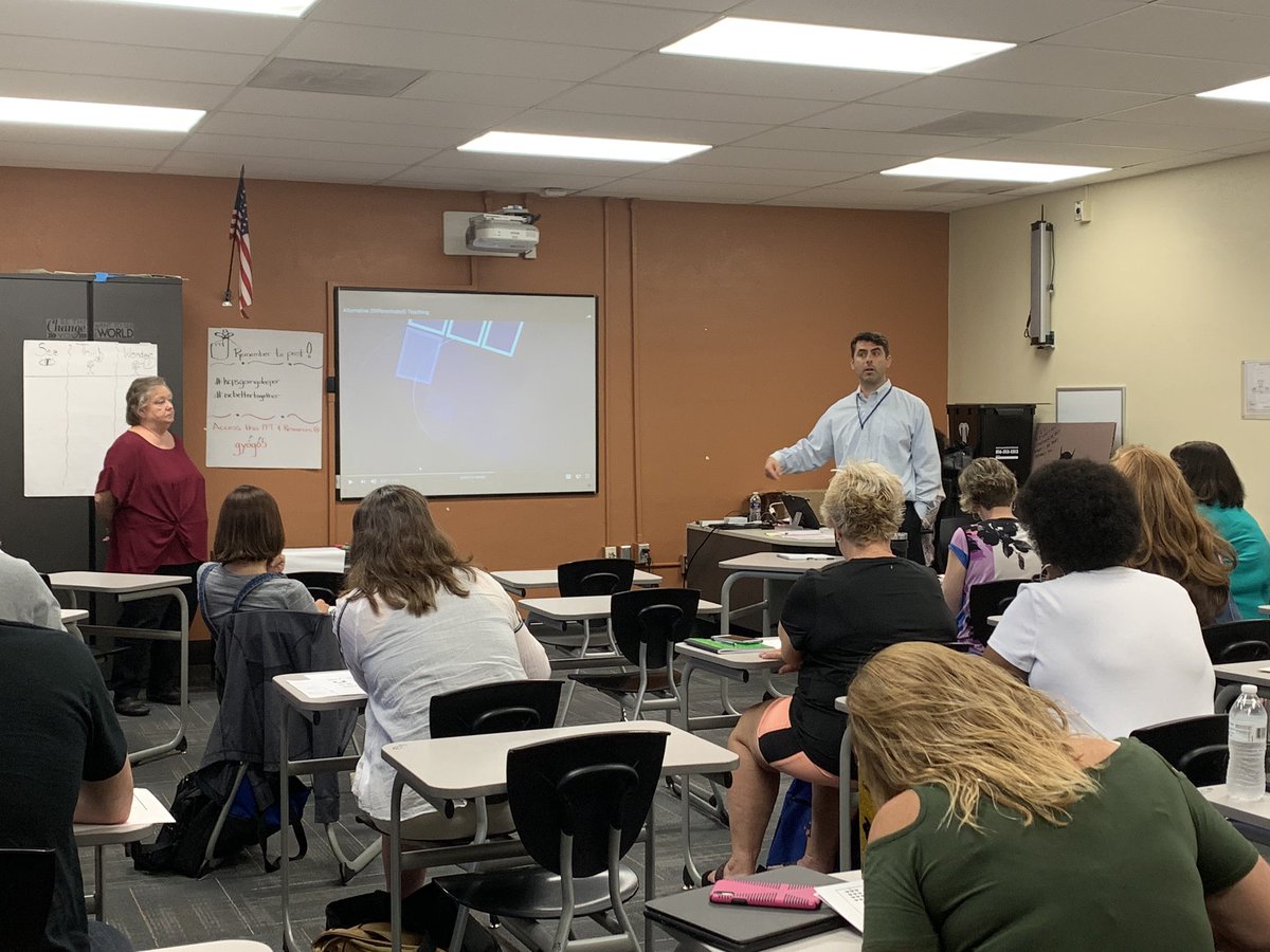 AskRevDanaNow's tweet photo. Strategies for effective use of co-teaching models in KCPS classrooms.  We are better together #iscbettertogether #kcpsgoingdeeper @kcpublicschools https://t.co/xRCCyhRjYS