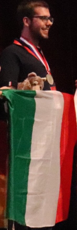 marialuisaf8's tweet photo. Congratulazioni al veronese Paolo Giaretta e al trevigiano Daniele Furlanetto per gli eccellenti risultati alle Olimpiadi Internazionali della Chimica, conclusesi ieri a Parigi! @icho2019paris @MiurSocial @TgrVeneto @zaiapresidente https://t.co/TO3fBFee8M