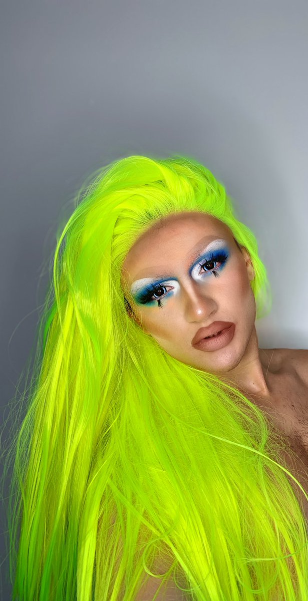 DawnDustyn's tweet photo. Queen of many colors 
#mua #makeup #dragqueen #drag #wig 
My insta is @Dustyn.Dawn https://t.co/srersgj3Eg