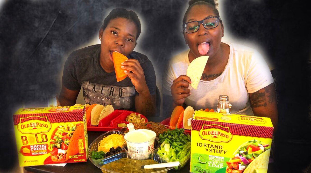 kenyadollgeegee's tweet photo. Hey guys new upload link: https://t.co/VK2f2083kd please can y’all #SupportSmallStreamers #youtubechannel please like share and #Subscribers #Mukbang #TacoTuesday #foodie #foodbloggers #smallyoutubers #LGBTQ #ASMR https://t.co/JtVFq4fvo7