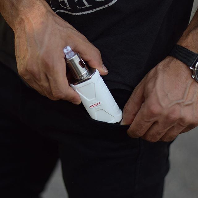 Innokintech's tweet photo. Going to work? Don't forget your #Adept . 3000 mAh internal battery gives you more time to enjoy vaping instead of charging every 2 hours. 😀 Do you love this white one?
Credit to @onur_tunc
#innokinAdept #MTLvaping #largebatterymod #innokin #innokin… https://t.co/MZfmZgm2QH https://t.co/8hLPhXq3xN