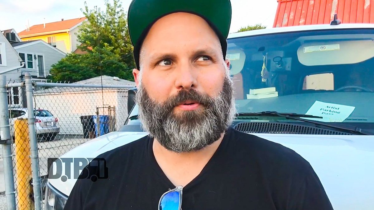 DigitalTourBus's tweet image. .@theagonyscene (@outerloopgroup) chats about the first concerts they ever went to! Watch the video at digtb.us/agonyconcert

#theagonyscene #agonyscene #outerlooprecords #outerloop #digitaltourbus #firstconcertever #metalcore #music #band #interview #video #metal