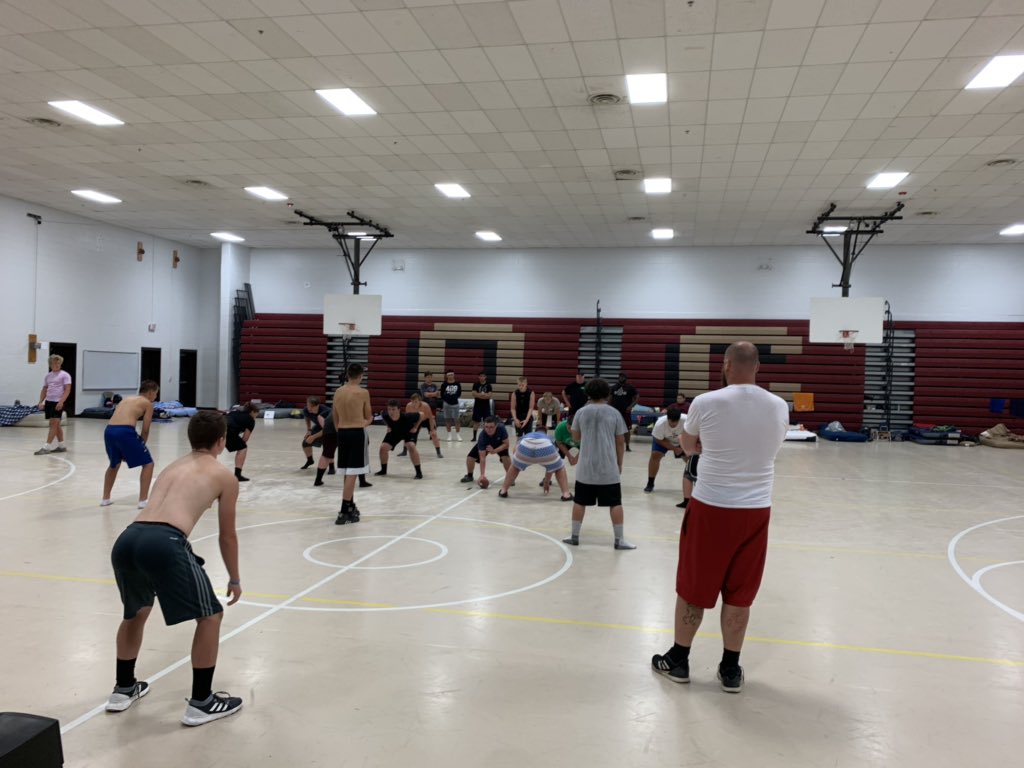 CoachMingie's tweet photo. When a huge storm rolls in and you have to practice inside <<<<< https://t.co/DZFUQ8BsLm