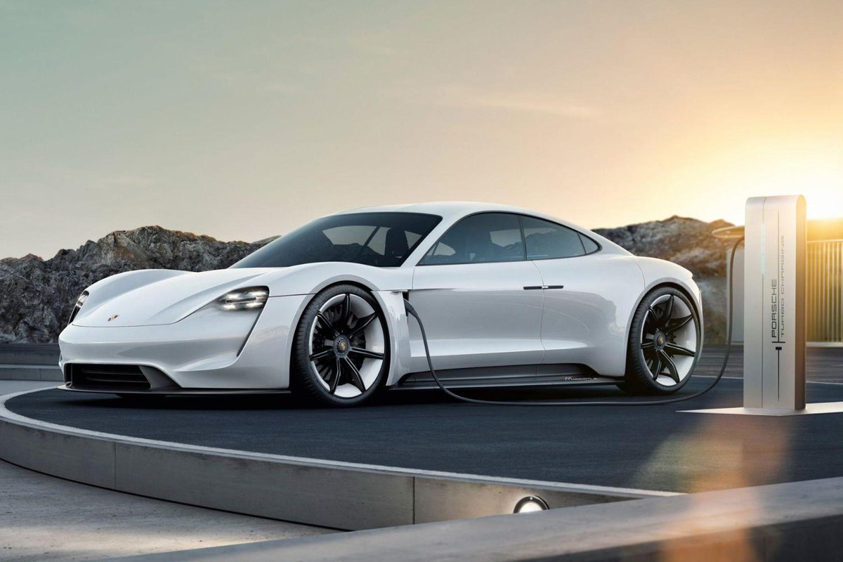 drivingdotca's tweet photo. Porsche’s Taycan EV on track to zoom past 911 sales https://t.co/zCFOGhmmwg https://t.co/UbJIRx1oL7