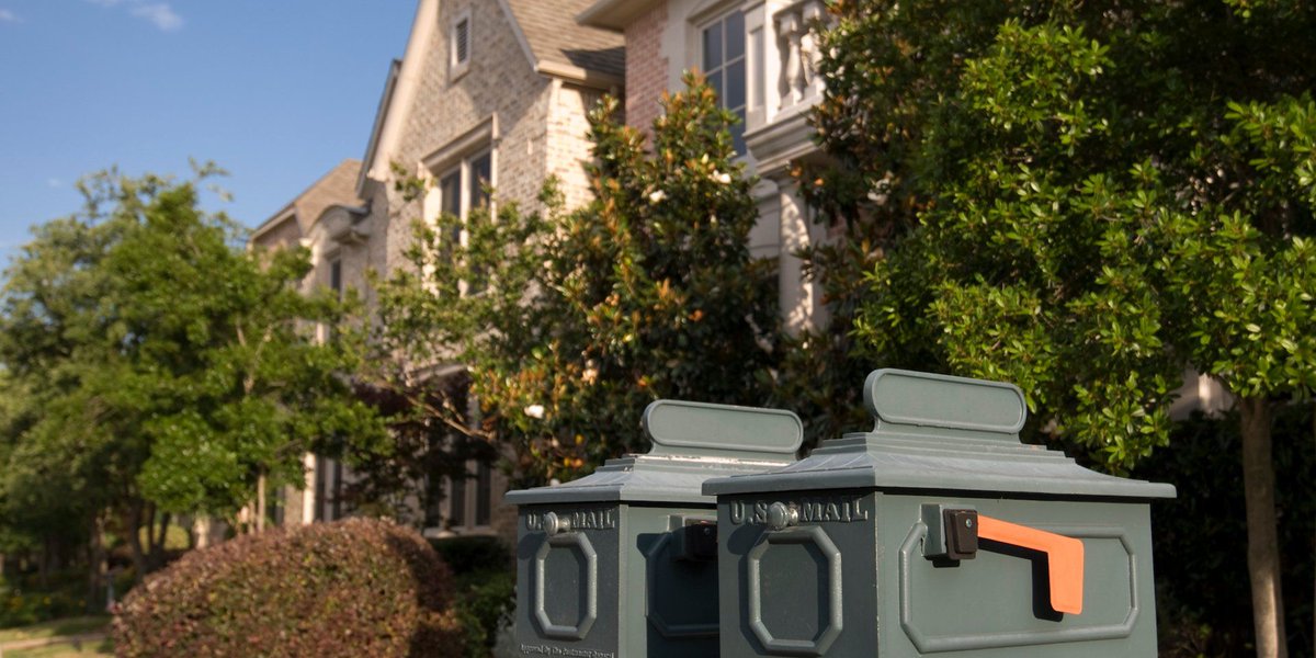 Both millennials and older generations don't want to deal with the hidden costs of homeownership, renting is an easier way of life. In '18, the number of single-family homes built for rent, 43,000, hit a peak for the first time in nearly 40 years, buff.ly/2SNe0y0