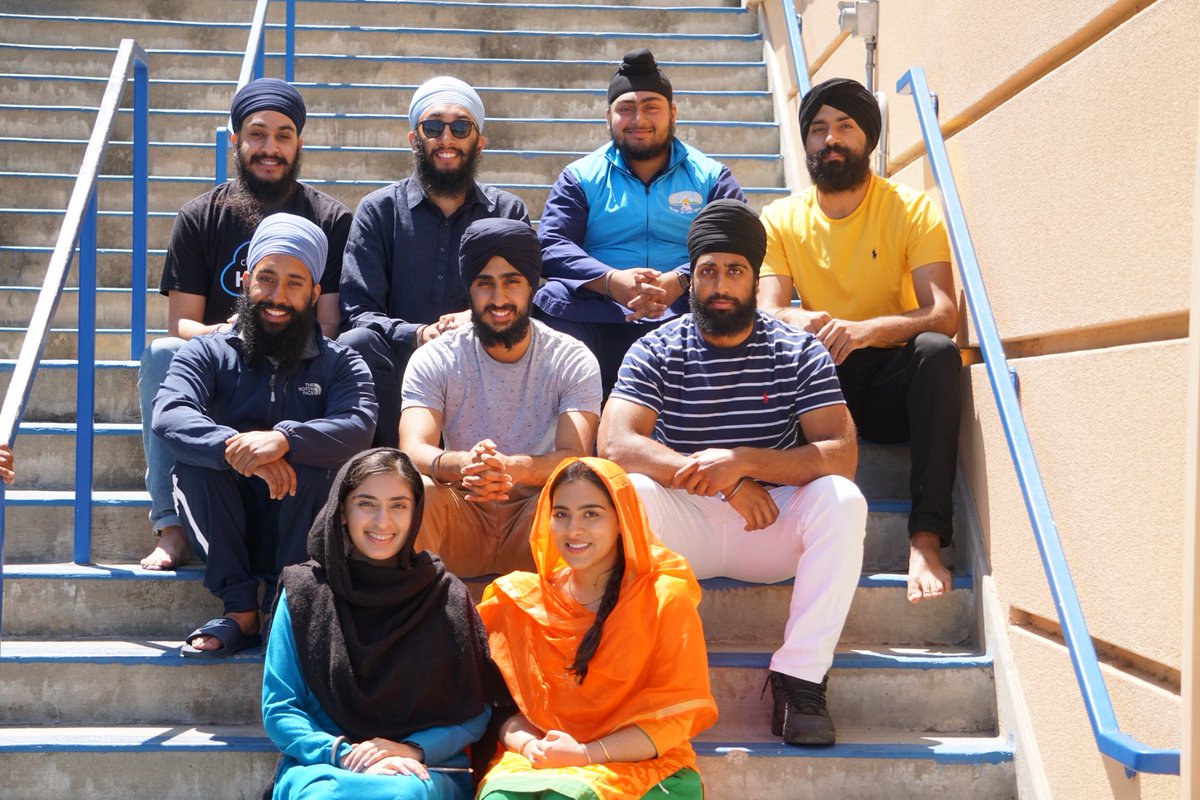 UCBSSA's tweet photo. UC Berkeley SSA was at El Sobrante gurdwara helping to swab individuals, hoping to find a bone marrow match for Karam Kaur and Sahil Singh.
#MatchForKaram #SwabForSahil https://t.co/fzeevNH0O7