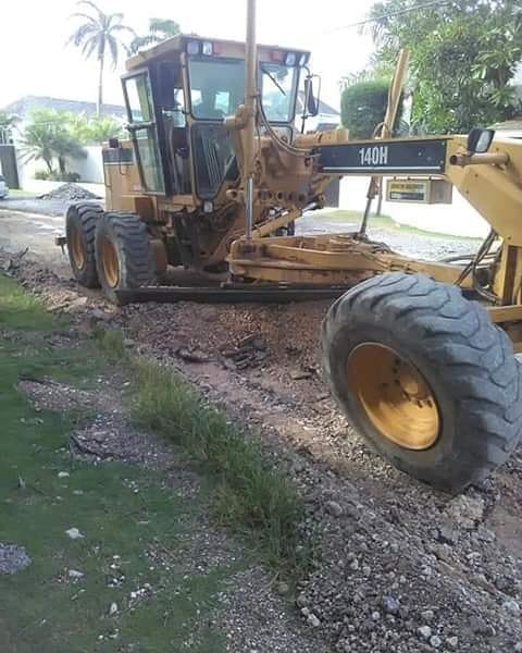 lloydkerr32's tweet image. 20 Million Dollars has being allowed to the National Works Agency(NWA) to patch roads in the parish of Portland. Some of those roads includes Cornwall Barracks to Moore Town, Muirton to Fair Prospect and Spring Bank to Stony Hill.
#InfastructureDevelopment
#PortlandParish
#NewJA