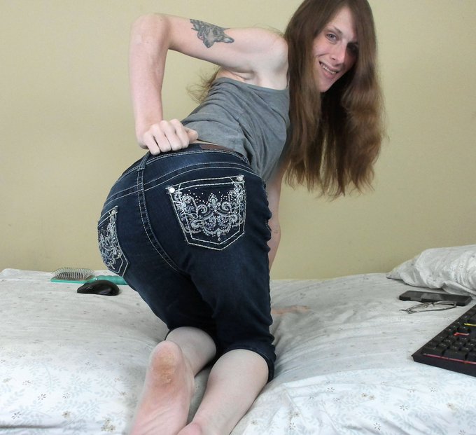Cum&amp;play with me at my first @chaturbate show in some time. #natural #nomakeup look for me today. Cum&amp;chill<a class="tags" href="/tag/chaturbate">@chaturbate</a><a href="/tag/natural"class="tags"><span>#natural</span></a><a href="/tag/nomakeup"class="tags"><span>#nomakeup</span></a><a href="/tag/nj"class="tags"><span>#nj</span></a>