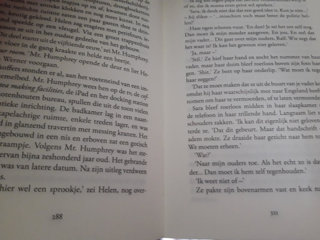 Jesje81's tweet photo. Lekker je boek uitlezen op vakantie.....#tegenvaller #missingpages #totnutoegoedboek #lievemama #estherverhoef https://t.co/51Byy4s0Au