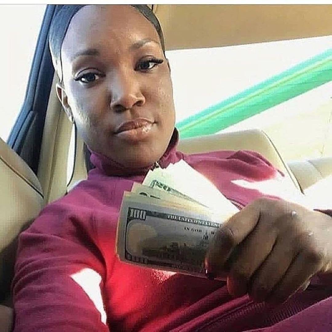 candybr90302200's tweet photo. Happy customer 🙏🏾💰🎈❤️ https://t.co/rGdgB1ajHk