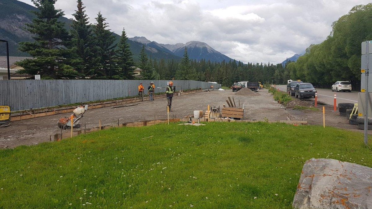 eco_hub's tweet photo. Banff's new RV parking lot is almost ready. Weather permitting, we'll be paving this week and opening this Saturday (Aug. 3). #banff #banffecotransithub #moreparking #RVparking https://t.co/C0Yl0PYij5